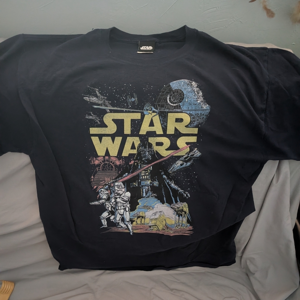 Star Wars Black T-Shirt with Iconic Characters